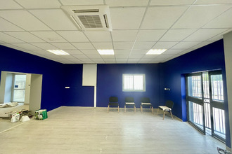  localcommercial laudun-l-ardoise 30290