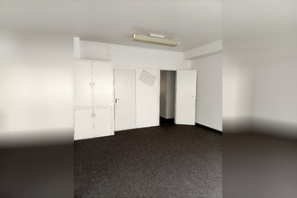  localcommercial laval 53000