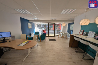  localcommercial lavelanet 09300