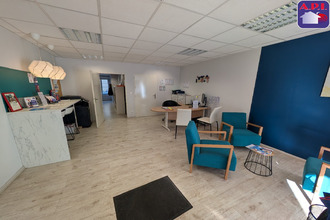  localcommercial lavelanet 09300