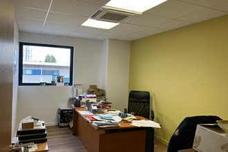  localcommercial le-coteau 42120