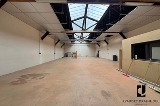  localcommercial le-coteau 42120