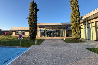  localcommercial le-coteau 42120