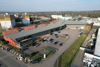  localcommercial le-coteau 42120
