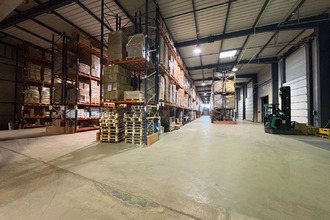  localcommercial le-coteau 42120