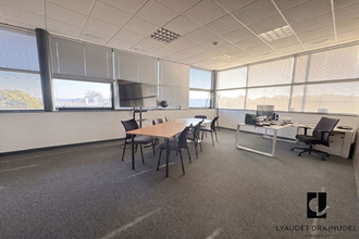  localcommercial le-coteau 42120