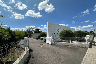  localcommercial le-haillan 33185