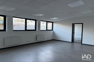  localcommercial le-mesnil-st-denis 78320