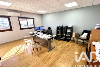  localcommercial le-port 97420