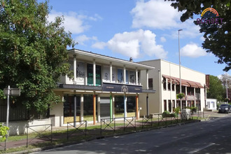  localcommercial le-port-marly 78380