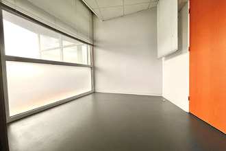  localcommercial les-angles 30133