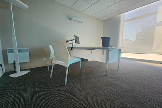  localcommercial les-angles 30133