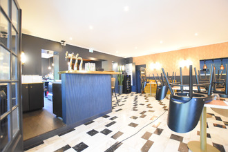  localcommercial les-essarts-le-roi 78690