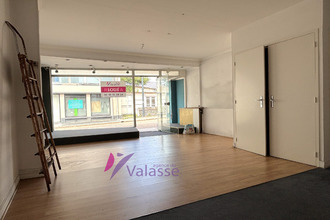  localcommercial lillebonne 76170