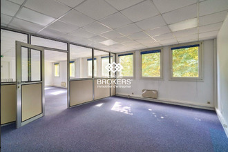  localcommercial lognes 77185