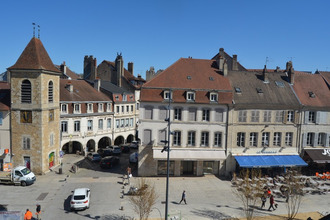  localcommercial lons-le-saunier 39000