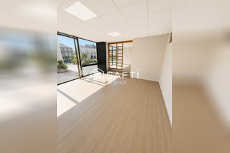  localcommercial loue 72540
