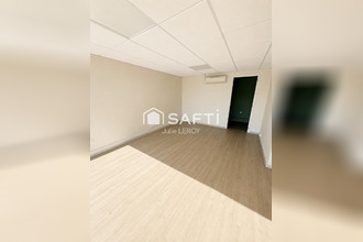  localcommercial loue 72540