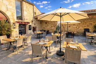  localcommercial magnac-sur-touvre 16600