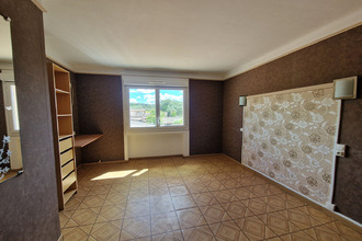  localcommercial mallemort 13370