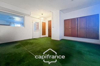  localcommercial mallemort 13370