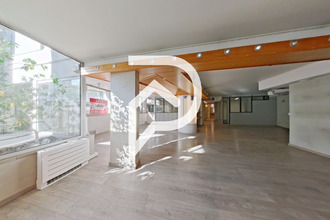  localcommercial manosque 04100