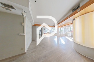  localcommercial manosque 04100