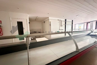  localcommercial massiac 15500