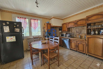  localcommercial maubec 38300