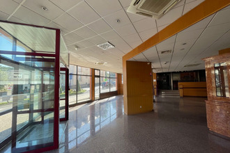  localcommercial mayenne 53100