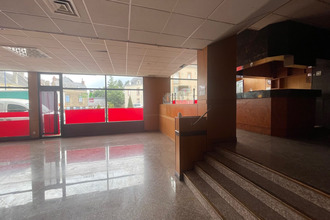  localcommercial mayenne 53100