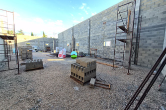  localcommercial mazan 84380