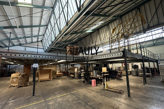  localcommercial meaux 77100