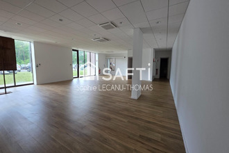  localcommercial mees 40990