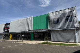  localcommercial mees 40990
