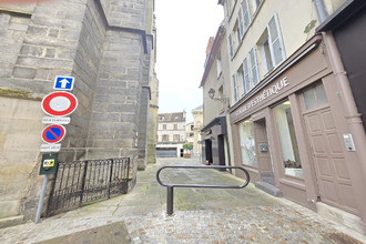  localcommercial melun 77000
