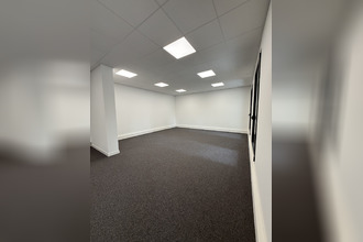  localcommercial meylan 38240