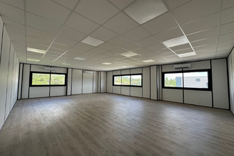  localcommercial meyreuil 13590