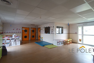  localcommercial mondragon 84430