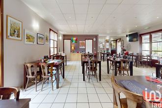  localcommercial moureuille 63700