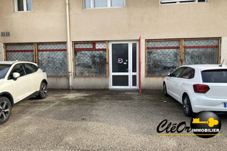  localcommercial mtreal-la-cluse 01460