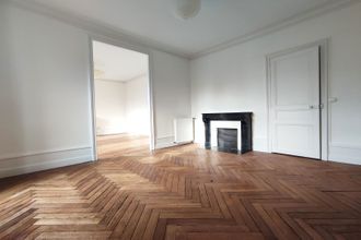  localcommercial nantes 44000