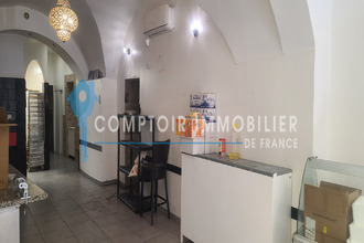  localcommercial nimes 30000