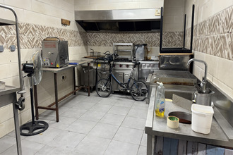  localcommercial nimes 30000