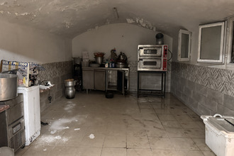  localcommercial nimes 30000