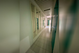  localcommercial nimes 30000