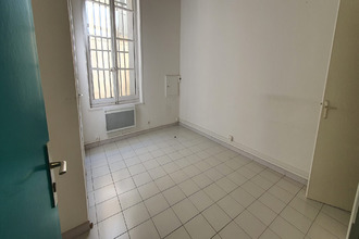  localcommercial nimes 30000
