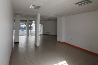  localcommercial nimes 30000
