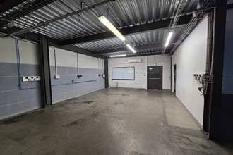  localcommercial nimes 30000