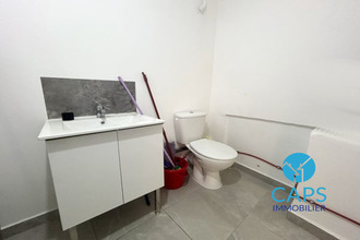  localcommercial nimes 30000